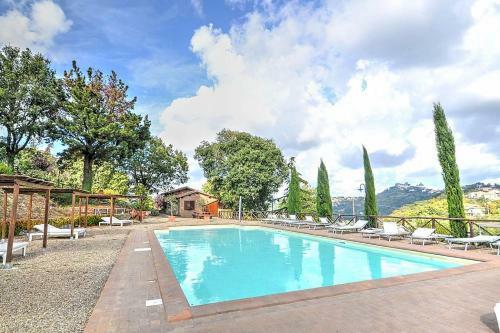 Fiordini Villa Sleeps 5 Pool Air Con Wifi