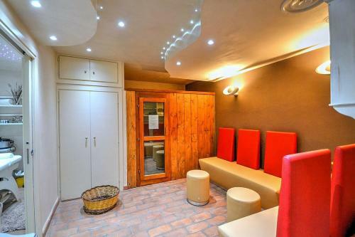 Fiordini Villa Sleeps 6 Pool Air Con Wifi