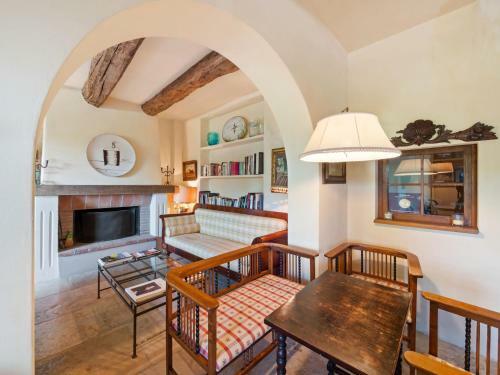 Pleasing Holiday Home In Frontino With Swimming Pool