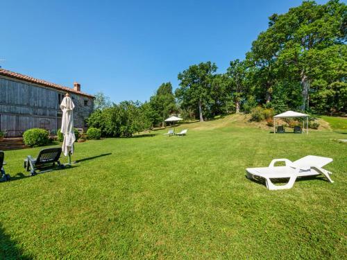 Pleasing Holiday Home In Frontino With Swimming Pool