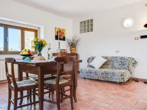 Captivating Holiday Home In Gubbio With Pool
