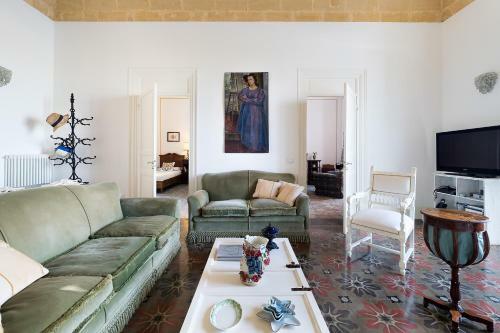 L'addolorata Villa Sleeps 7 Pool Air Con Wifi