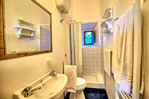 Marsiliana Villa Sleeps 15 Pool Wifi