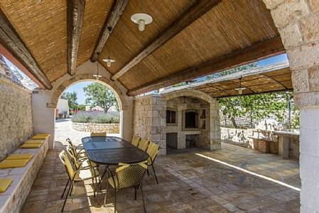 Martina Franca Villa Sleeps 3 Pool Wifi