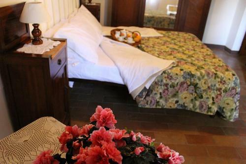 Colle Di Val D'elsa Villa Sleeps 6 Pool