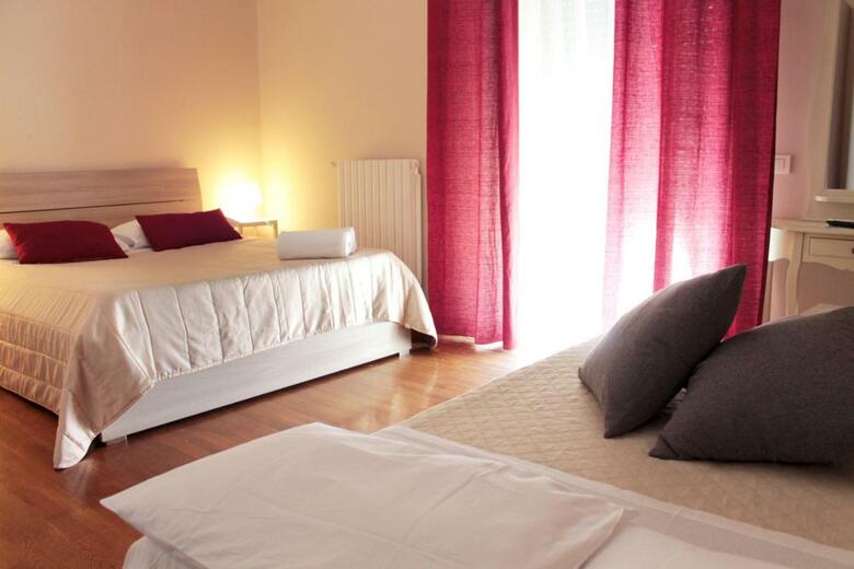 Vesuviane �e Belle �mbriane B&B