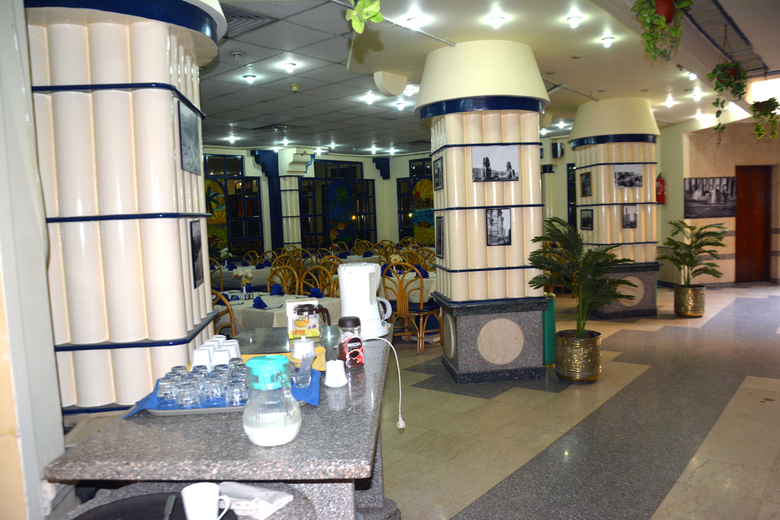 Gaddis Luxor Hotel, Suites And Apartments