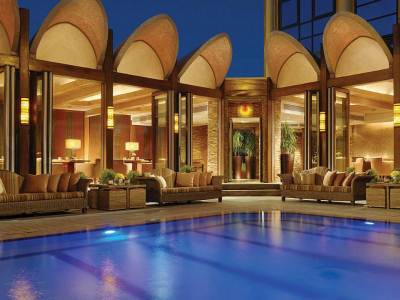 Hotel Four Seasons First Residence