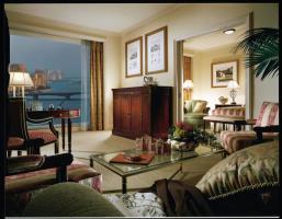 Hotel Four Seasons First Residence