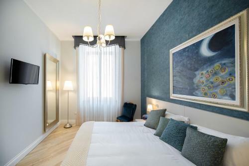 Hostal It?s Room