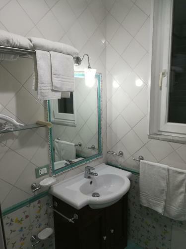 B&B House Angioino