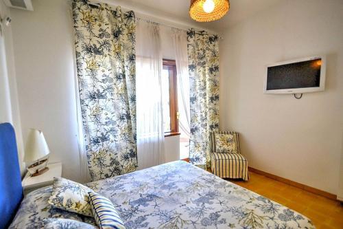 Sirenuse Villa Sleeps 14 Pool Air Con Wifi