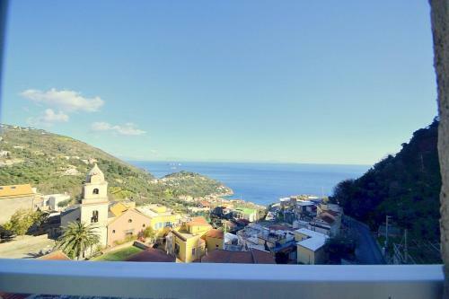Coppetelle Holiday Home Sleeps 7 With Air Con