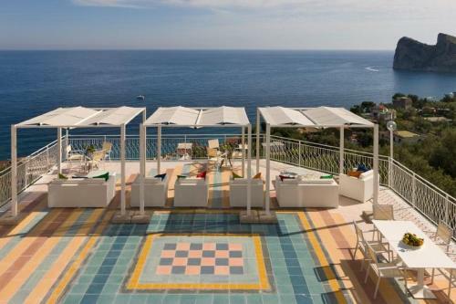 Marina Del Cantone Villa Sleeps 22 Pool Air Con