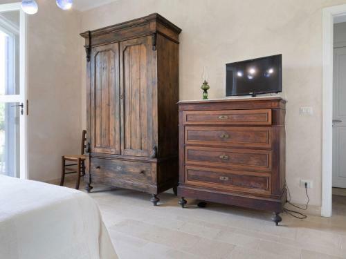 Rustic Farmhouse In Noto With Swimming Pool