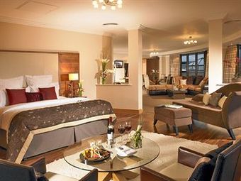 Amber Springs Hotel
