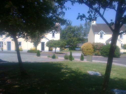 The Waterside Cottages