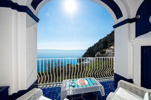 Bed & Breakfast Imperati Suites By Alcione Residence