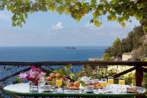 Praiano Villa Sleeps 6 Pool Air Con Wifi