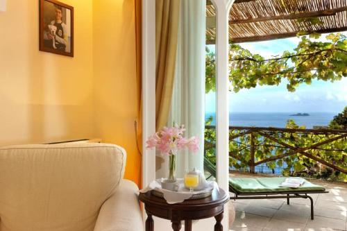 Praiano Villa Sleeps 6 Pool Air Con Wifi