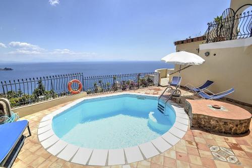 Praiano Villa Sleeps 10 Pool Air Con Wifi