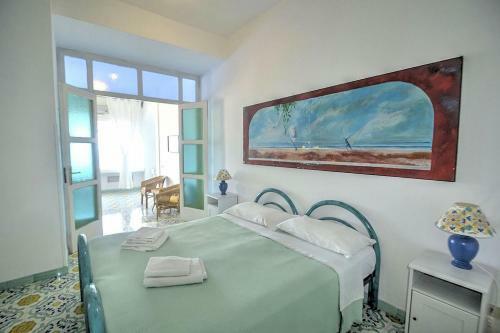 Praiano Apartment Sleeps 5 Air Con Wifi