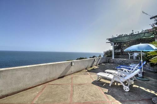 Praiano Apartment Sleeps 5 Air Con Wifi