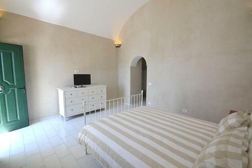 Praiano Villa Sleeps 16 Pool Air Con Wifi