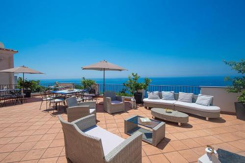 Praiano Villa Sleeps 16 Pool Air Con Wifi