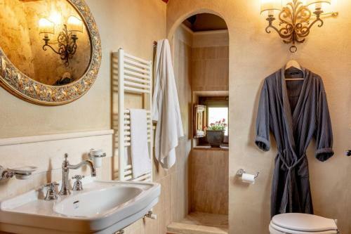 Rapale Villa Sleeps 18 Pool Wifi