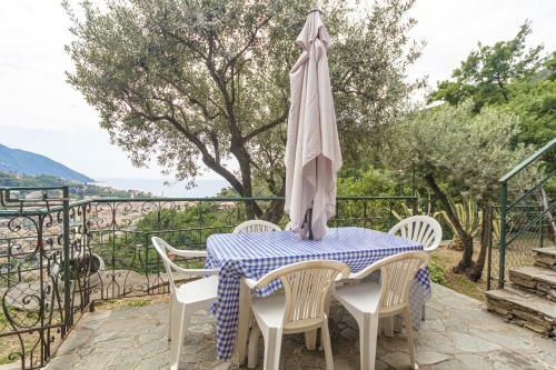 Entire Villa With Pool In Recco Cinque Terre
