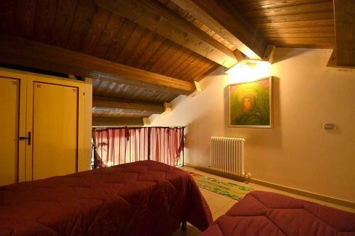 Recanati Villa Sleeps 5 Pool Air Con Wifi
