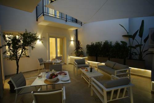 Hostal Palazzo Bibbi - Rooms To Live