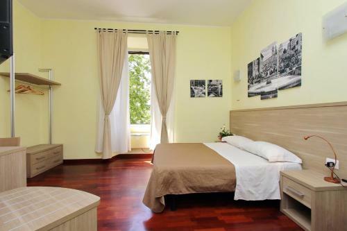 Hostal Lhg Comfy Rooms