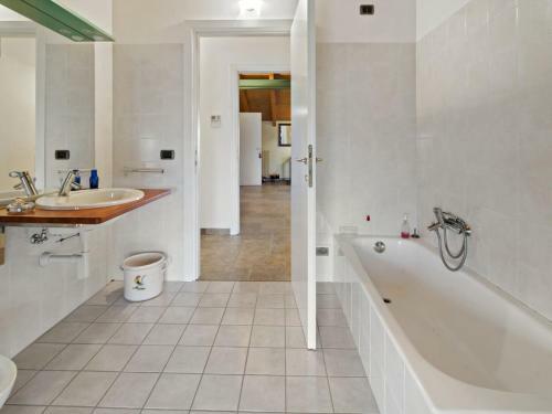 Secluded Apartment In Romagnano Sesia With Balcony