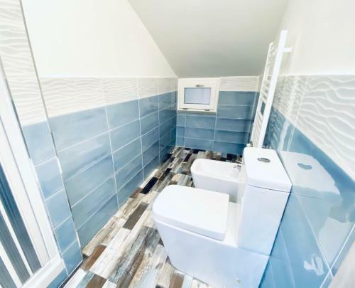 Apartamento Teatro Verdi Cozy Attic Studio With Balcony