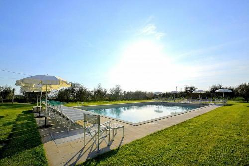 San Donato Villa Sleeps 2 Pool Air Con Wifi