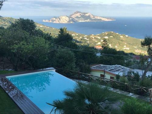 Splendid Villa In Massa Lubrenze Near Capri