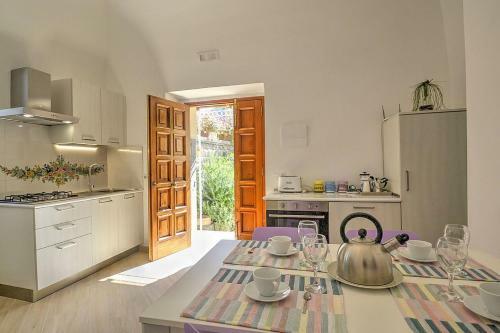 Sant'agnello Villa Sleeps 4 Pool Air Con Wifi