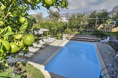 Sant'agnello Villa Sleeps 4 Pool Air Con Wifi