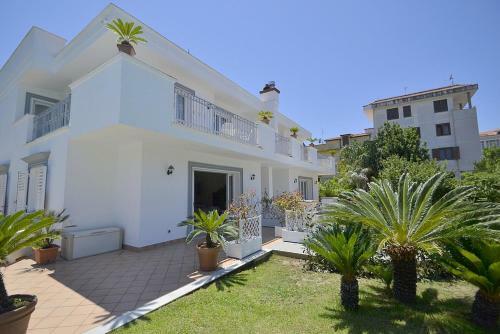 Sant'agnello Villa Sleeps 10 With Pool And Air Con