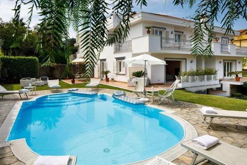 Sant'agnello Villa Sleeps 10 With Pool And Air Con