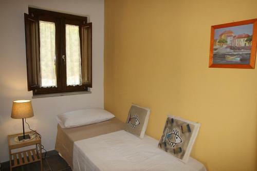 Santa Maria Villa Sleeps 4 Pool Air Con Wifi