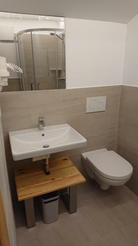 Hostal Pension Tirol