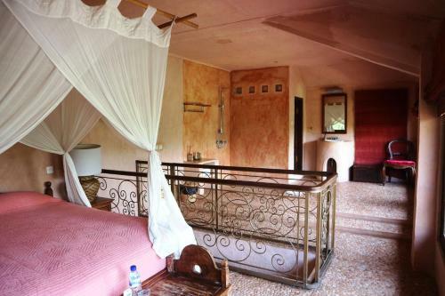 Hotel La Taverna Resort And Villas