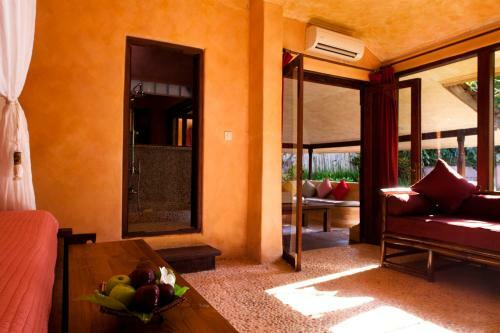 Hotel La Taverna Resort And Villas