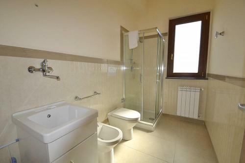 Trecastagni Villa Sleeps 6 Air Con Wifi