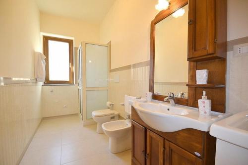 Trecastagni Villa Sleeps 6 Air Con Wifi