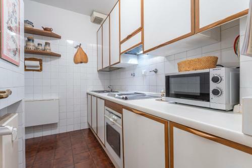 Apartamento Castello & Piazza Della Libert� Olimpia Elegant Flat