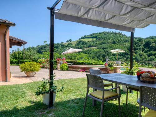 Serene Holiday Home In Urbino With Private Pool